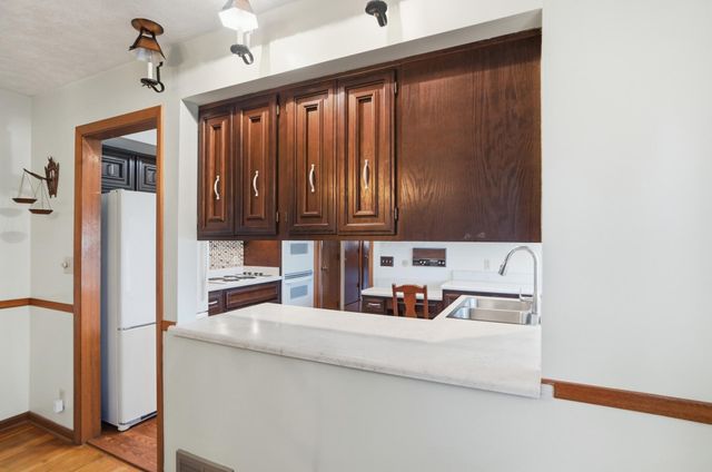 2432 Koebel Road, Columbus, OH 43207