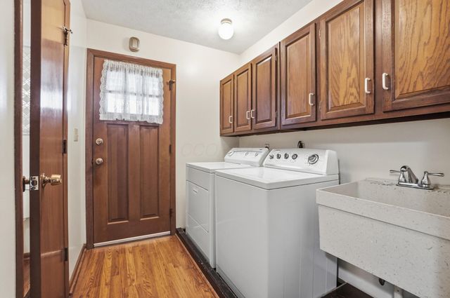 2432 Koebel Road, Columbus, OH 43207