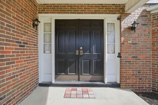 2432 Koebel Road, Columbus, OH 43207