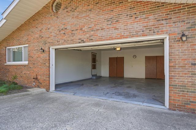 2432 Koebel Road, Columbus, OH 43207