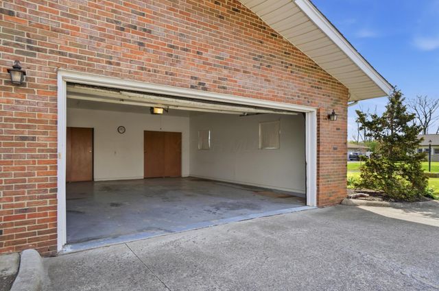2432 Koebel Road, Columbus, OH 43207