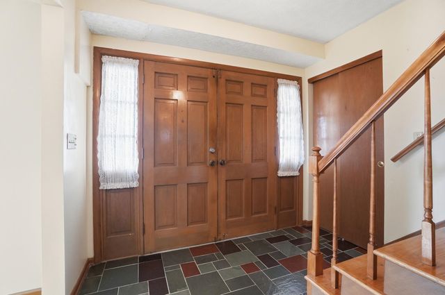 2432 Koebel Road, Columbus, OH 43207