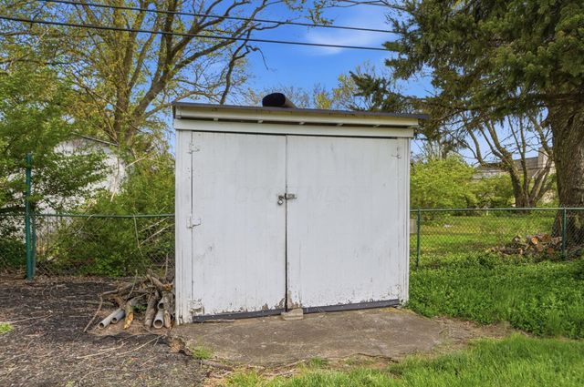 2432 Koebel Road, Columbus, OH 43207