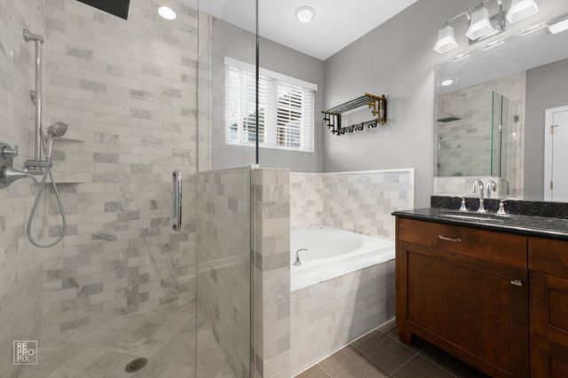 3643 N Hamlin Avenue, Chicago, IL 60618