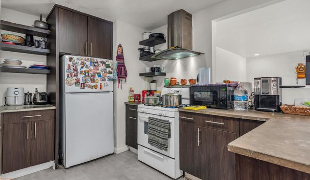 13576 La Mesa Drive, Desert Hot Springs, CA 92240