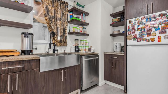 13576 La Mesa Drive, Desert Hot Springs, CA 92240