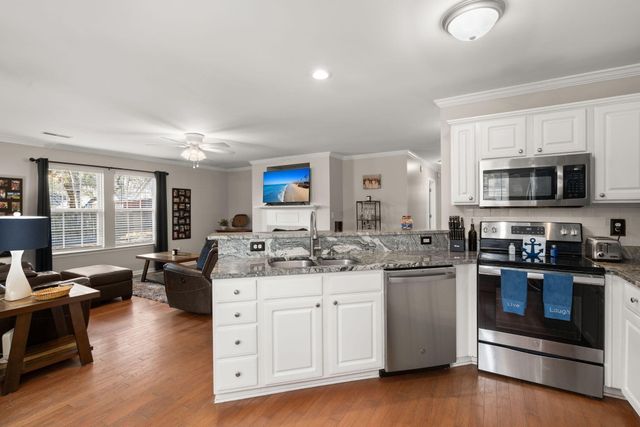 695 Ponderosa Drive, Charleston, SC 29414