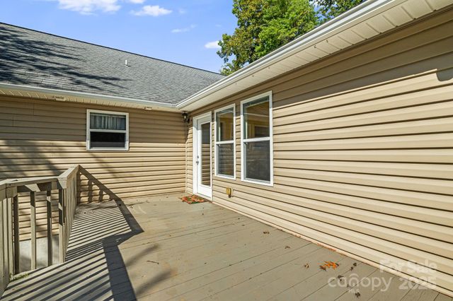 207 Christina Court, Asheville, NC 28806