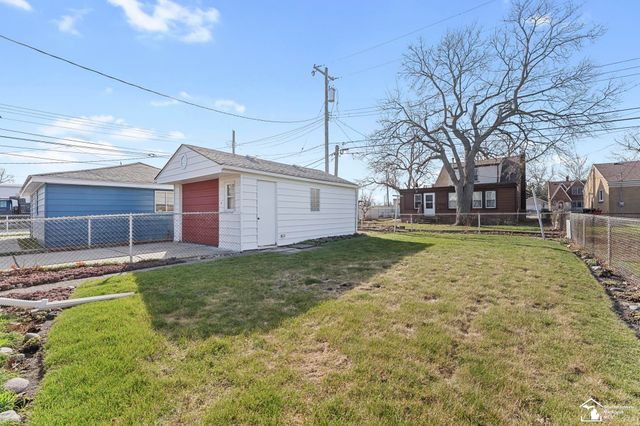 12813 Birrell Street, Southgate, MI 48195