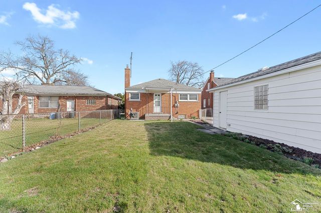 12813 Birrell Street, Southgate, MI 48195