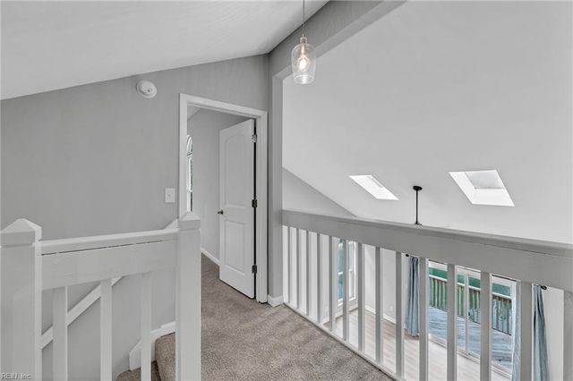 533 E Lake CIR, Chesapeake, VA 23322