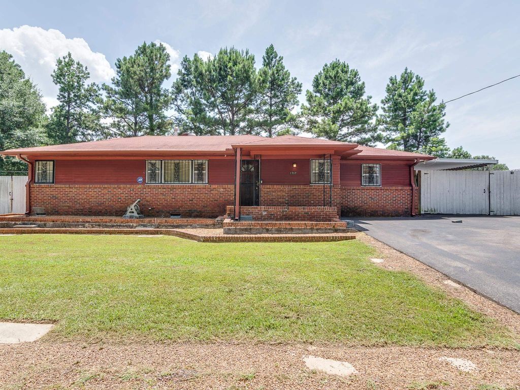 1717 BERWIND RD, Memphis, TN 38116