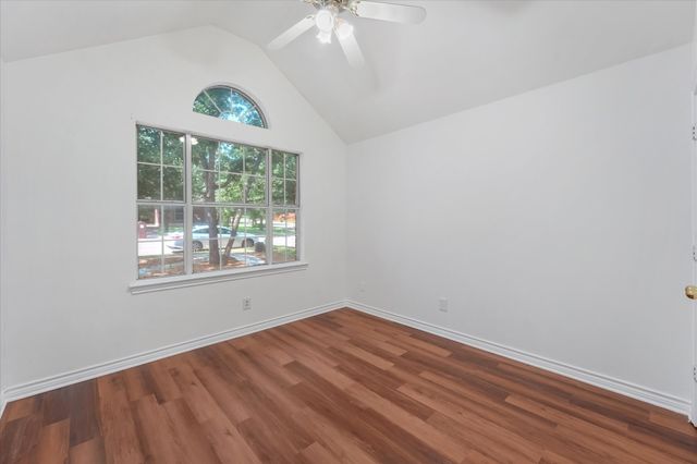 2305 Whispering Oaks, Denton, TX 76209