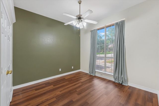 2305 Whispering Oaks, Denton, TX 76209