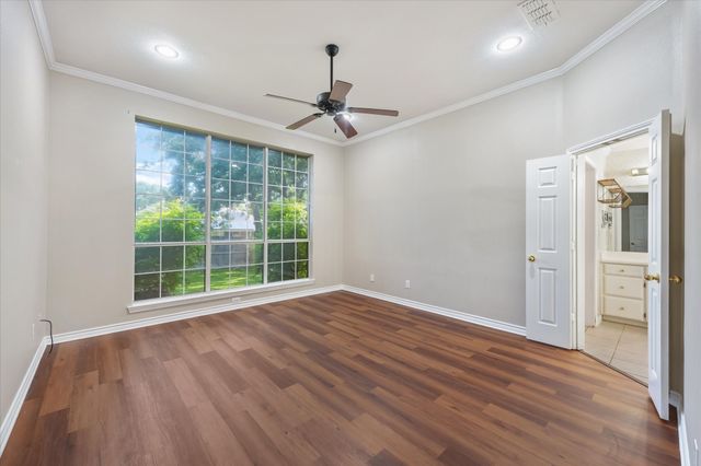 2305 Whispering Oaks, Denton, TX 76209