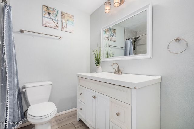 2253 E BRAMBLE Avenue, Mesa, AZ 85204