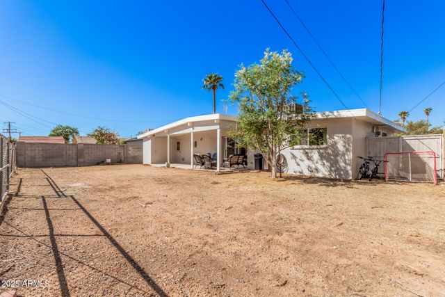 2253 E BRAMBLE Avenue, Mesa, AZ 85204