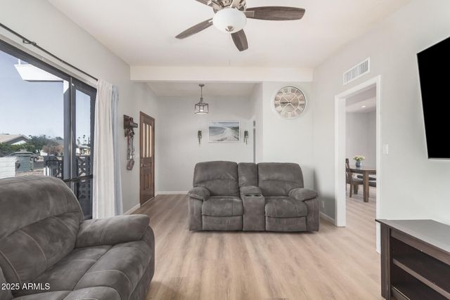 2253 E BRAMBLE Avenue, Mesa, AZ 85204