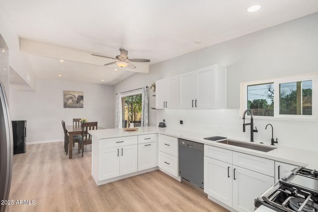 2253 E BRAMBLE Avenue, Mesa, AZ 85204