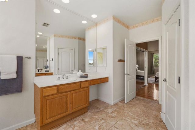 1842 Sanger Peak Way, Antioch, CA 94531