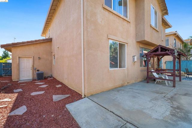 1842 Sanger Peak Way, Antioch, CA 94531