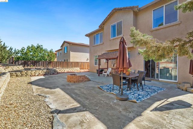 1842 Sanger Peak Way, Antioch, CA 94531
