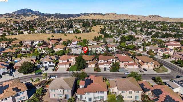 1842 Sanger Peak Way, Antioch, CA 94531