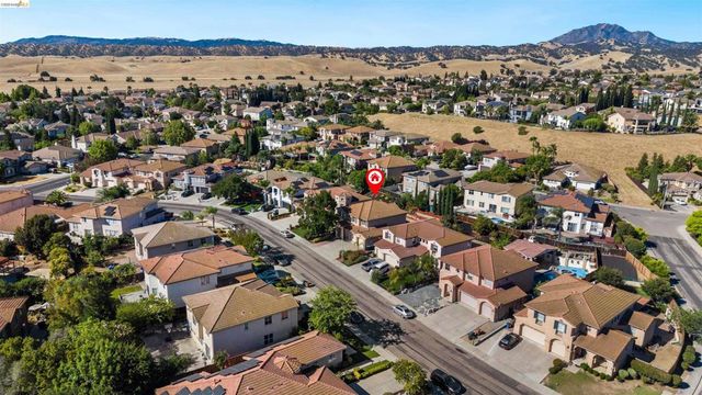 1842 Sanger Peak Way, Antioch, CA 94531