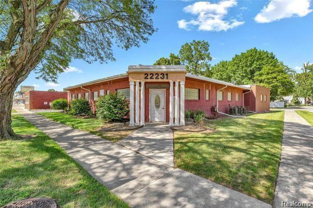 22231 Outer Drive, Dearborn, MI 48124