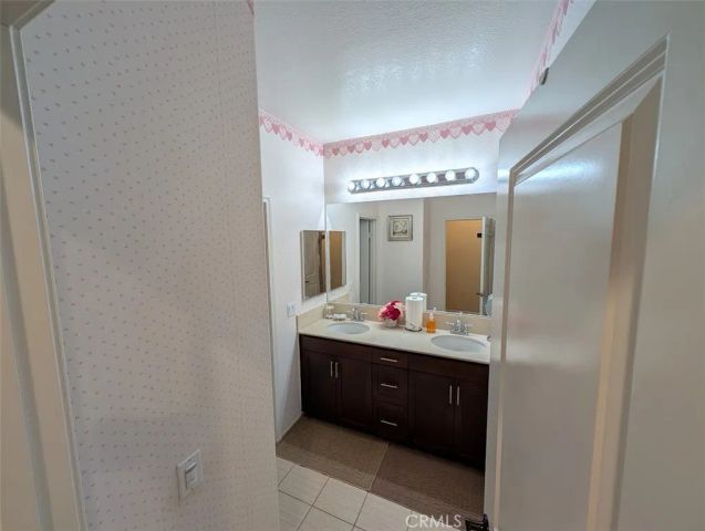 7297 Meurice Circle, Eastvale, CA 92880