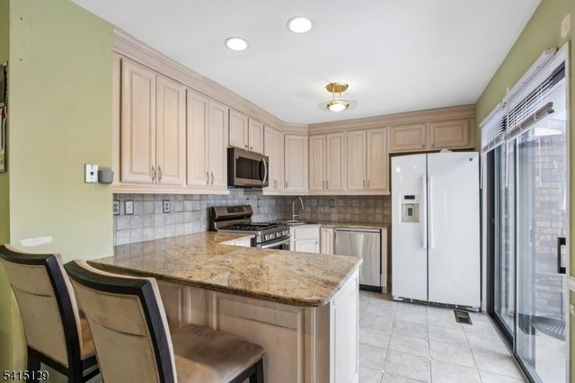 250 Ridgedale Ave Y6 Y6, Florham Park Boro, NJ 07932