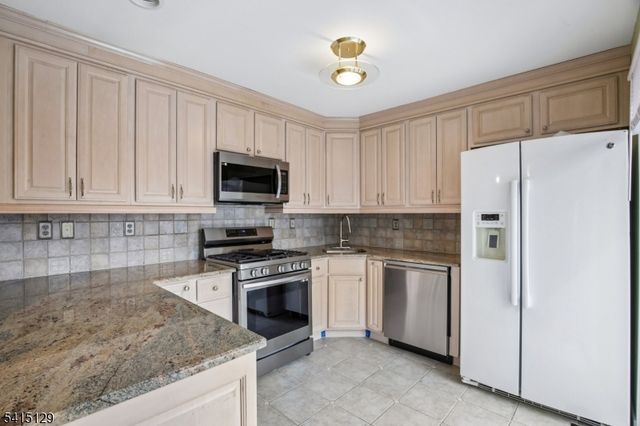 250 Ridgedale Ave Y6 Y6, Florham Park Boro, NJ 07932