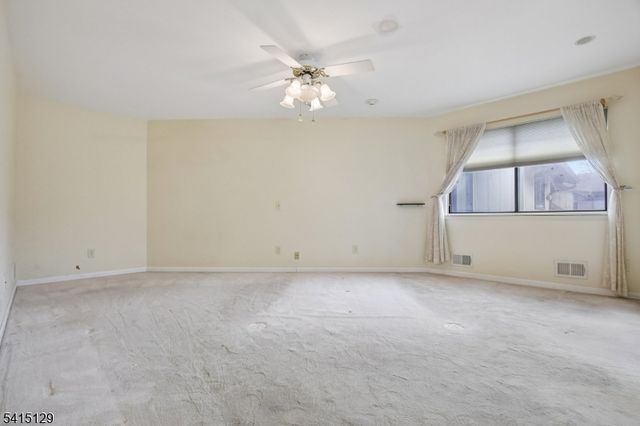 250 Ridgedale Ave Y6 Y6, Florham Park Boro, NJ 07932