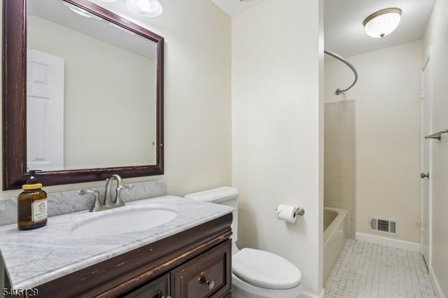 250 Ridgedale Ave Y6 Y6, Florham Park Boro, NJ 07932