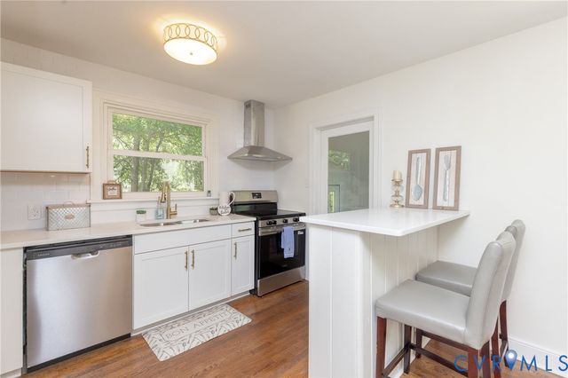 3022 Pinehurst Rd, Richmond, VA 23228