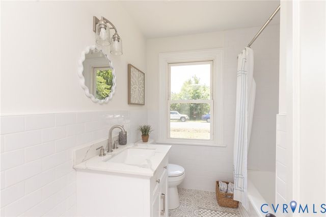 3022 Pinehurst Rd, Richmond, VA 23228