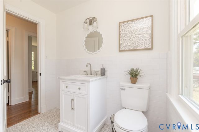 3022 Pinehurst Rd, Richmond, VA 23228