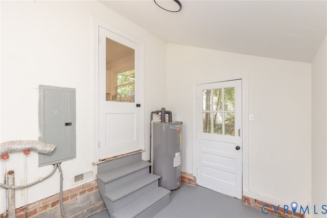 3022 Pinehurst Rd, Richmond, VA 23228