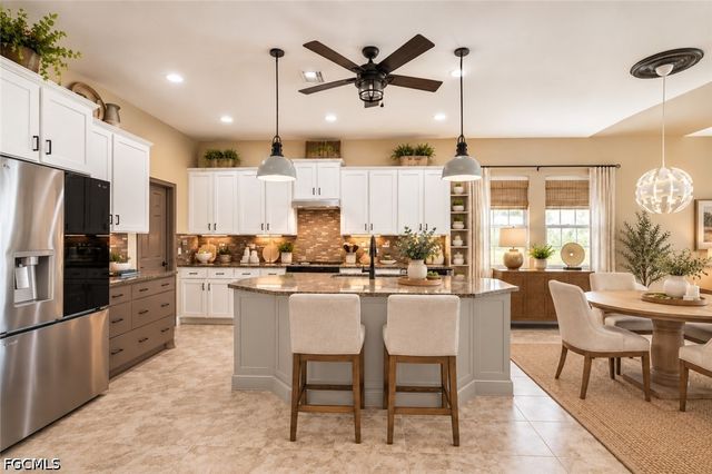 10852 Essex Square BLVD, Fort Myers, FL 33913