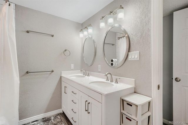2856 W Bryant Place, Littleton, CO 80120