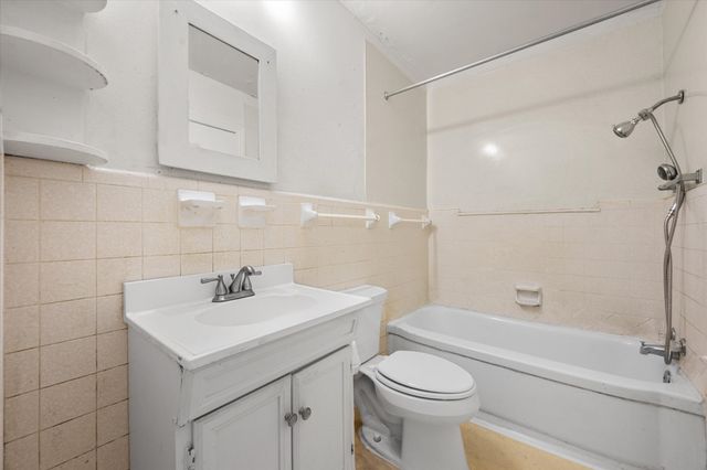 2103 Pecandale Drive, Arlington, TX 76013