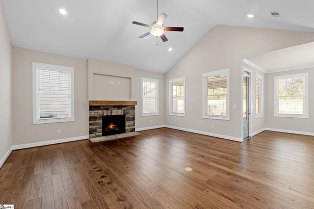 110 Mayfly Way, Simpsonville, SC 29680