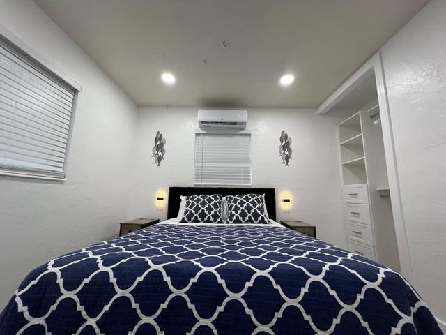 2648 NE 15th Terrace, Pompano Beach, FL 33064