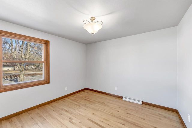 808 RIDGEWAY BOULEVARD, De Pere, WI 54115