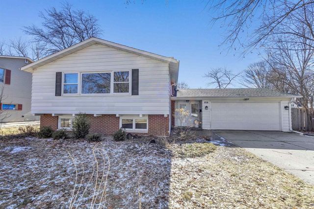 808 RIDGEWAY BOULEVARD, De Pere, WI 54115