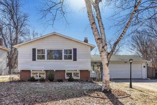 808 RIDGEWAY BOULEVARD, De Pere, WI 54115