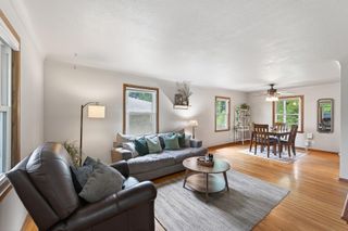49 Flandrau Place, Saint Paul, MN 55106