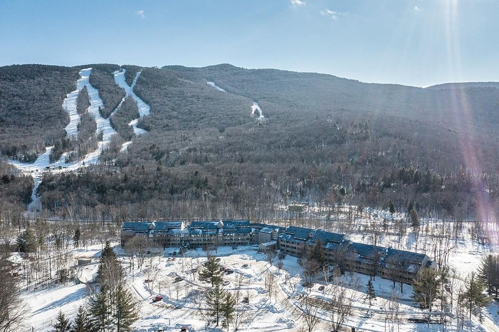 36 Lodge Rd # C313, Lincoln, NH 03251