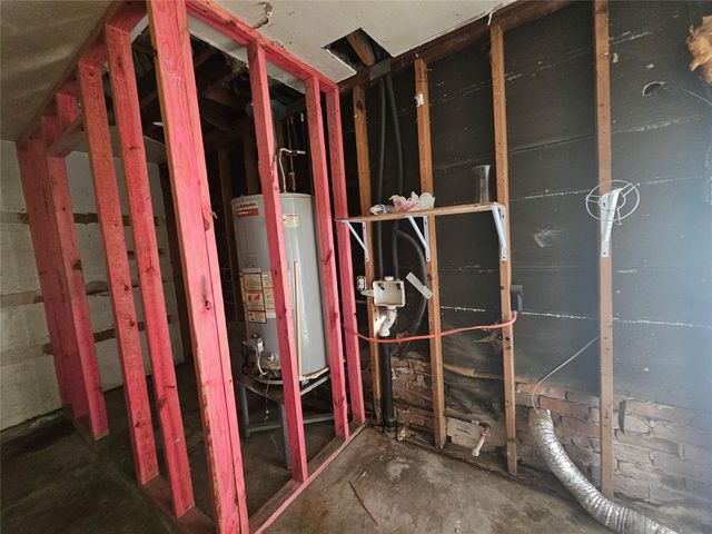 1623 Debeney Drive, Houston, TX 77039