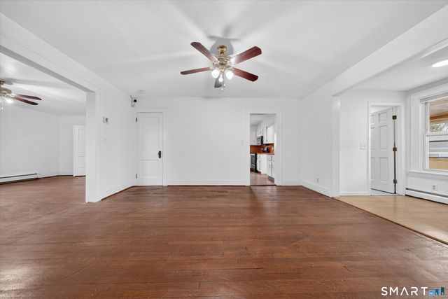 170 Huntington Turnpike, Bridgeport, CT 06610